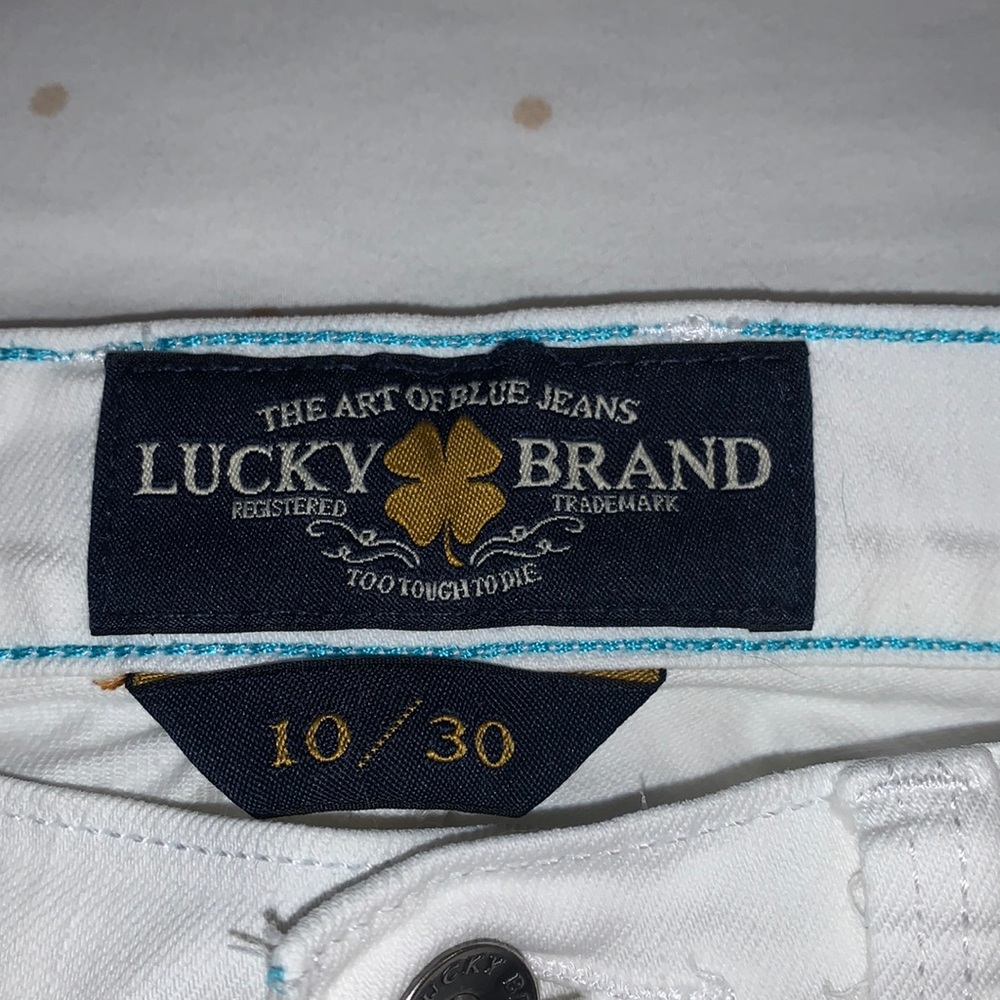 Lucky Jeans